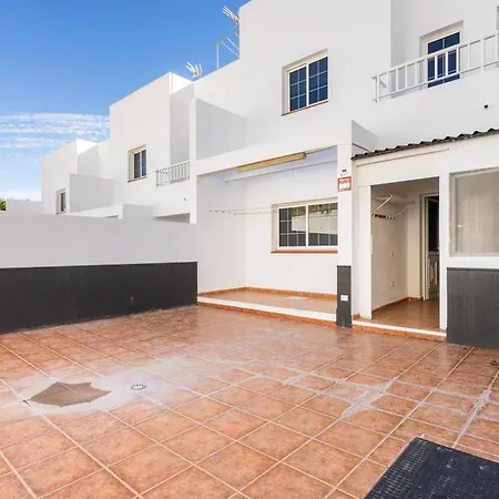 Ek Casa Adriana Arico Nyaraló *